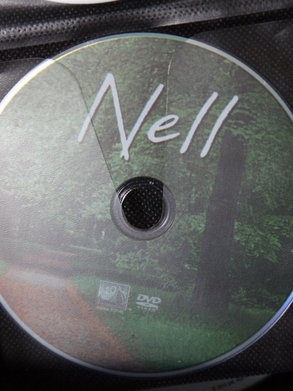 Film DVD: Nell